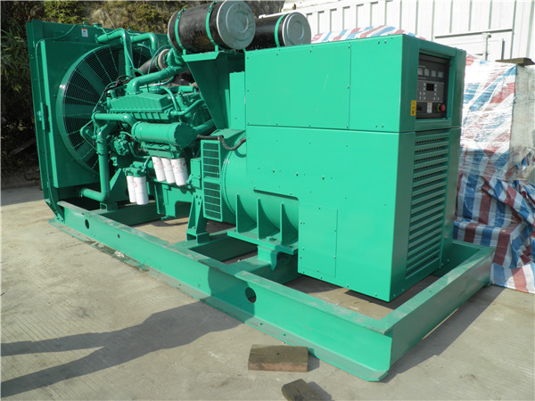 大洼出租发电机 发电机组厂家：柴油发电机组的控制屏的作用是什么？