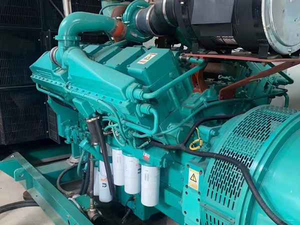 大洼更换100kW柴油发电机组机油时，需要注意哪些事项？