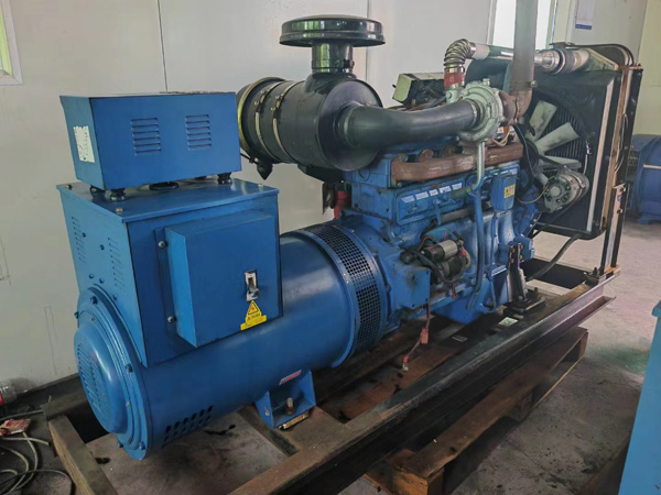 大洼100kW柴油发电机组使用多级机油有哪些优缺点？